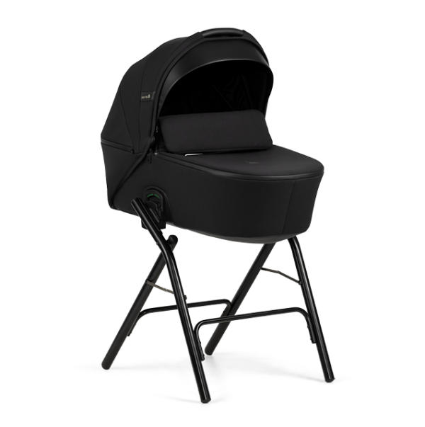 carrycot stand